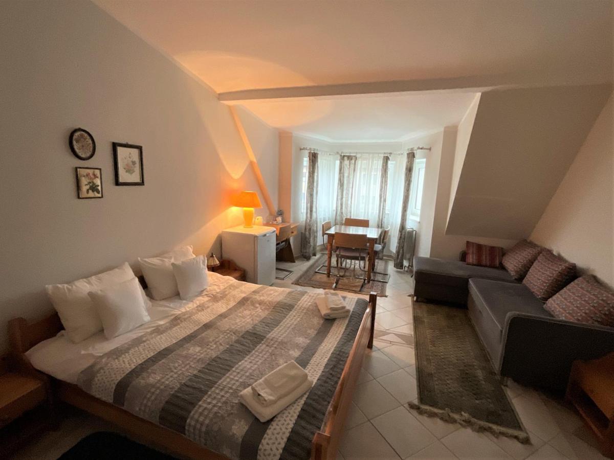 Gosciniec Jantar Hotel Giżycko Buitenkant foto