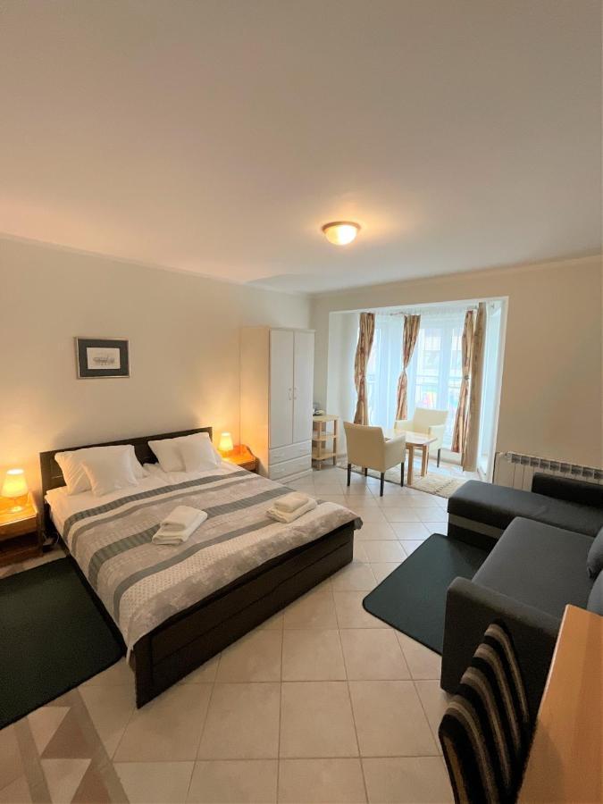 Gosciniec Jantar Hotel Giżycko Buitenkant foto