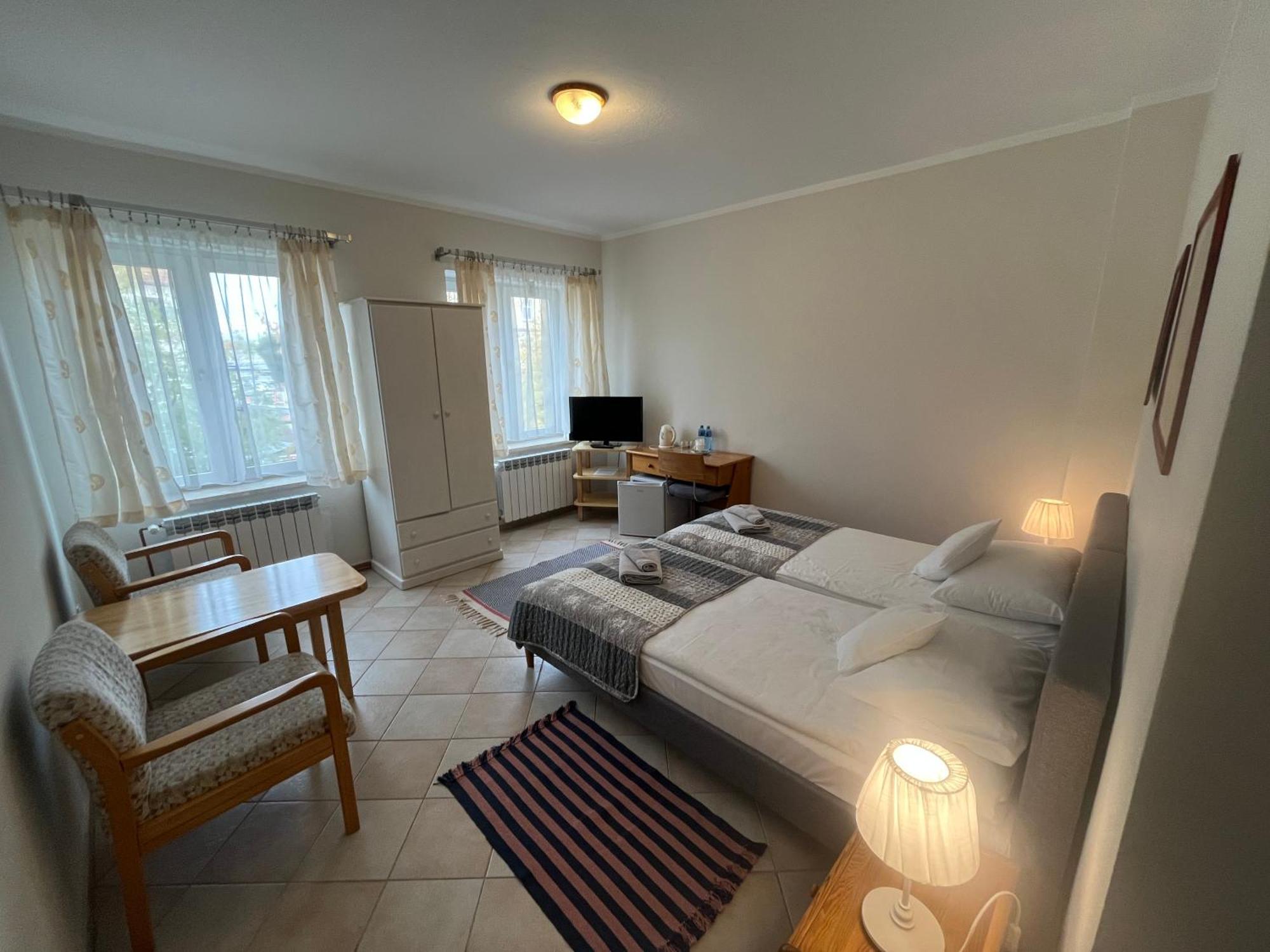 Gosciniec Jantar Hotel Giżycko Buitenkant foto