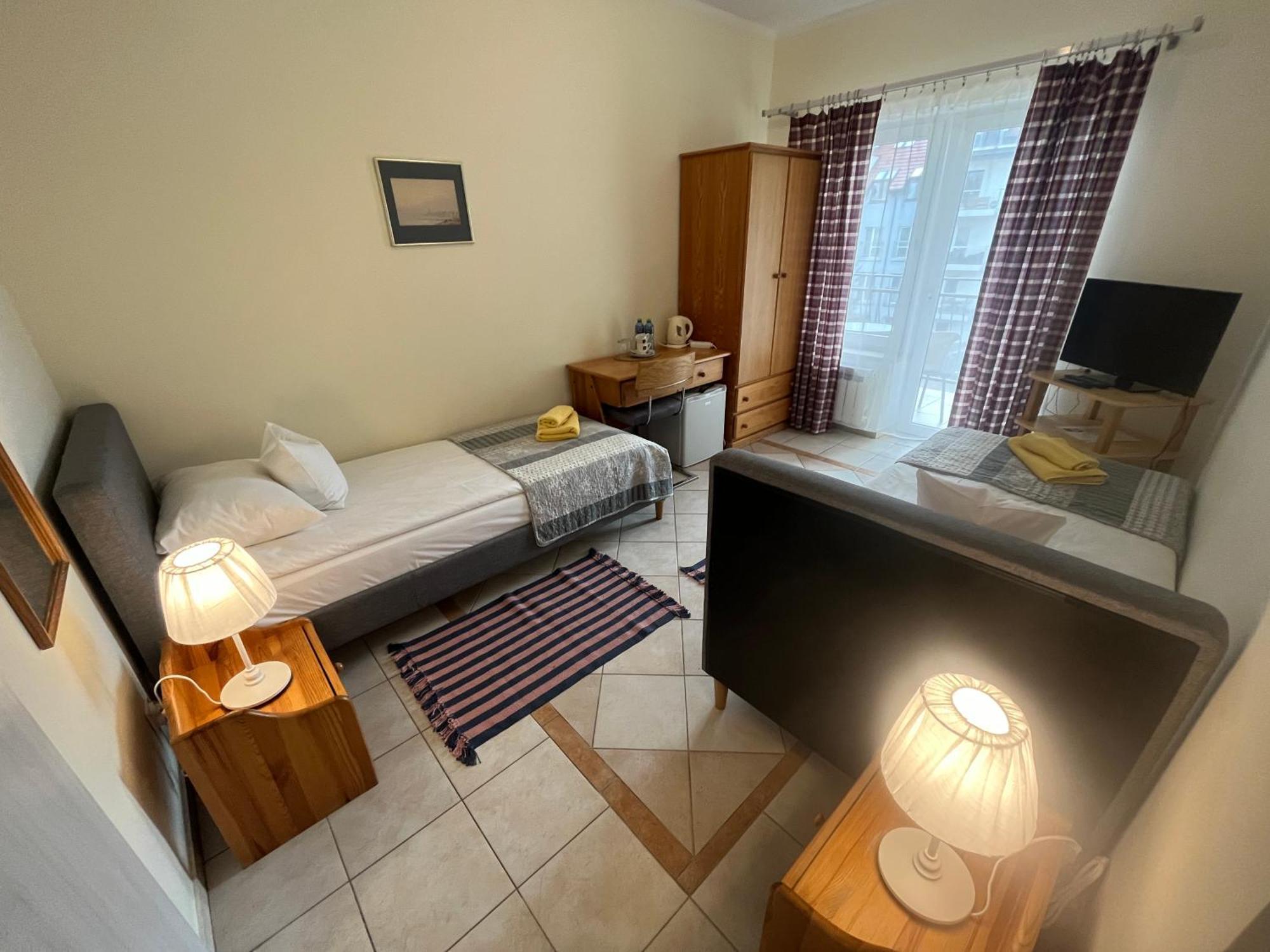 Gosciniec Jantar Hotel Giżycko Buitenkant foto