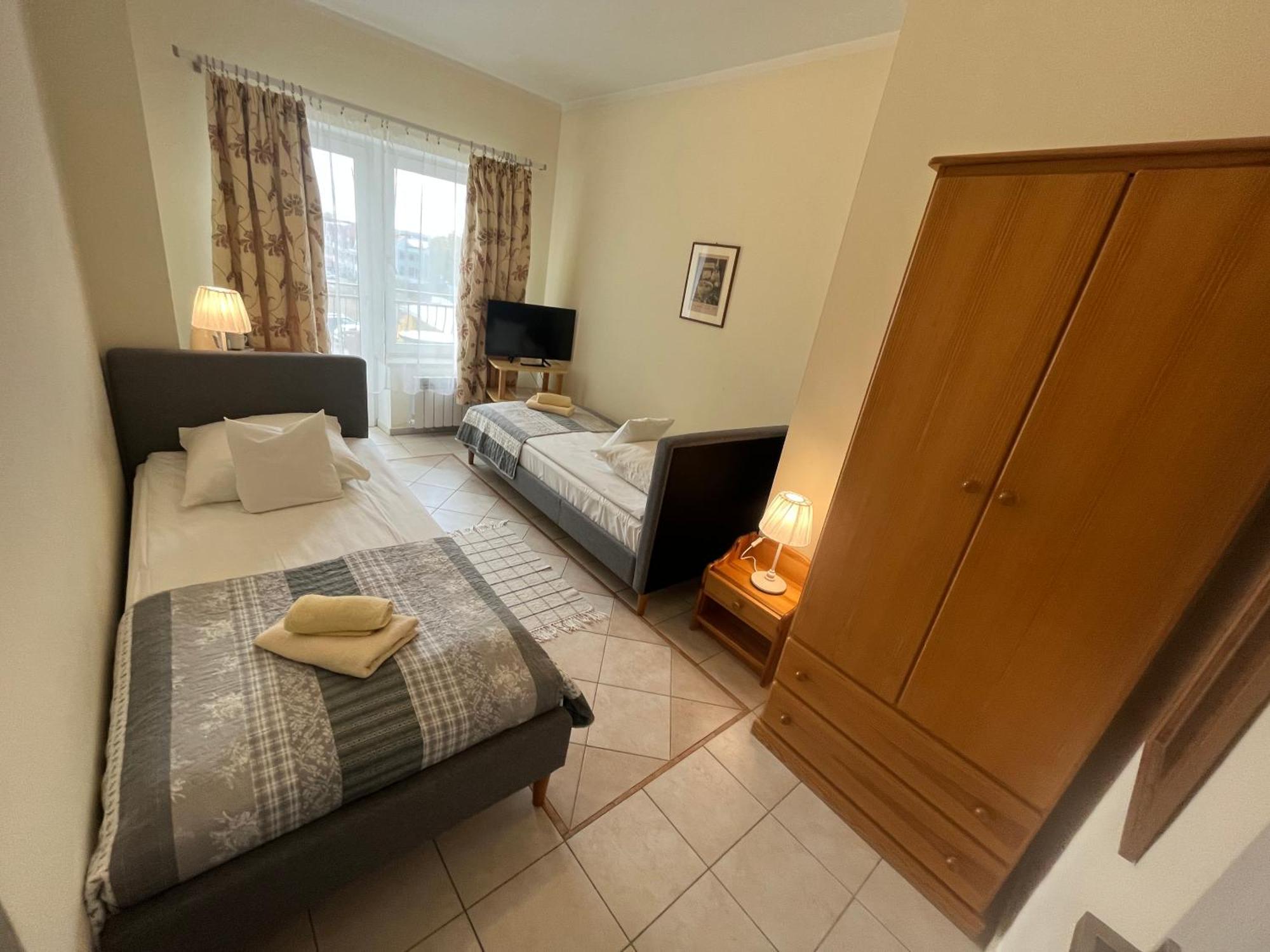 Gosciniec Jantar Hotel Giżycko Buitenkant foto