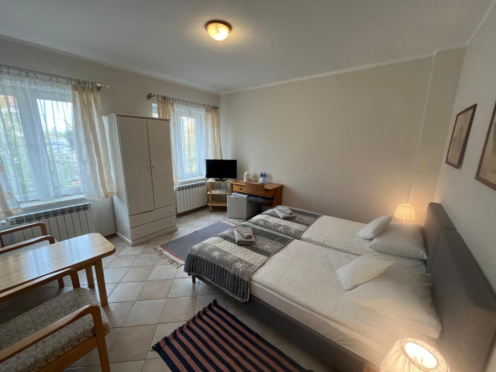 Gosciniec Jantar Hotel Giżycko Buitenkant foto