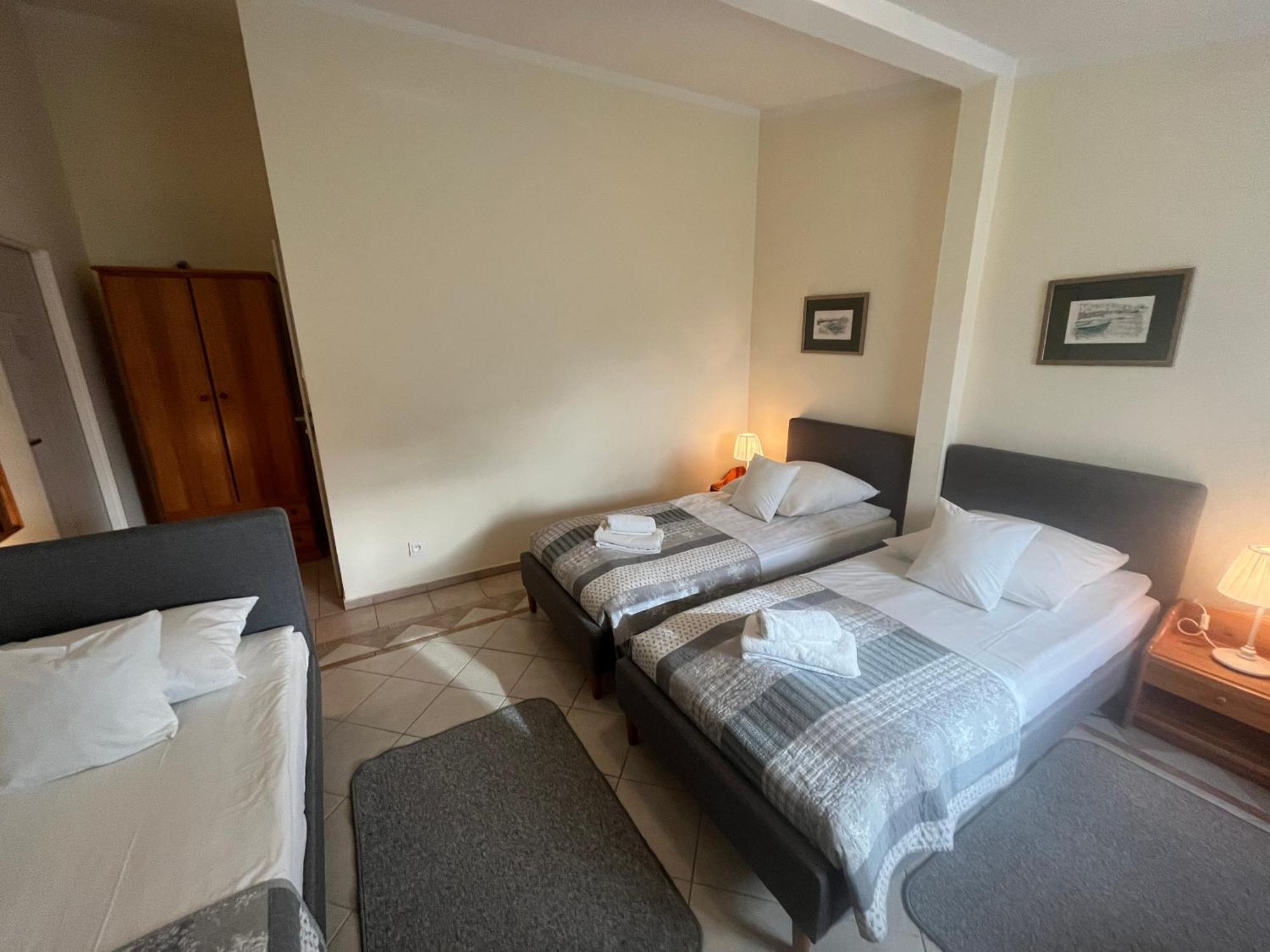 Gosciniec Jantar Hotel Giżycko Buitenkant foto